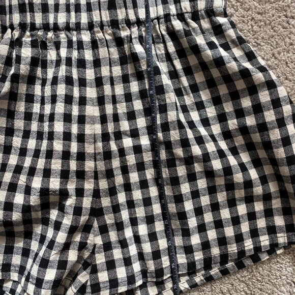 Linen Gingham High Waisted Shorts - Picture 5 of 5